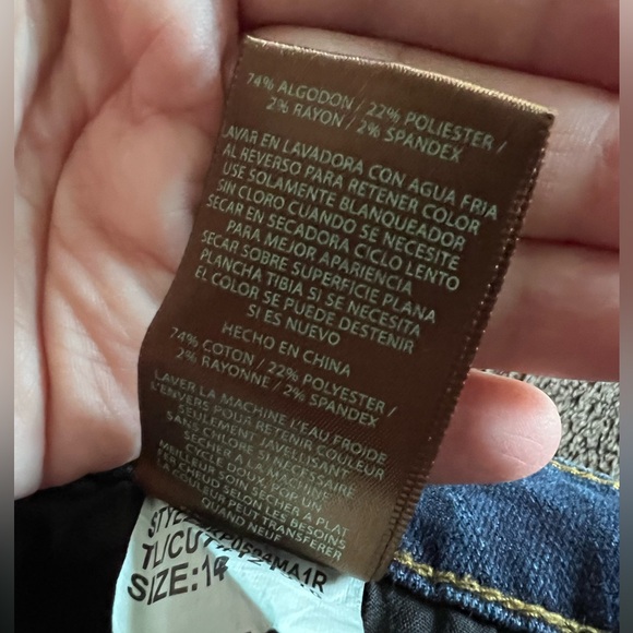 Kut From the Kloth Katy Ankle Straight Leg Denim Jeans. Size 14. - Picture 9 of 11